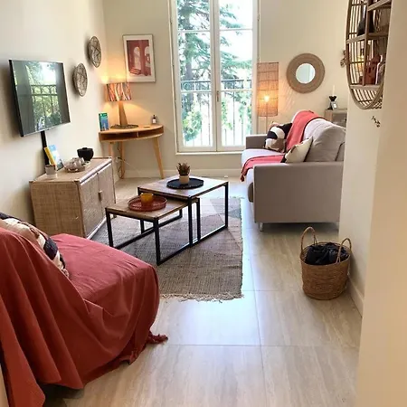 Apartament Grand Studio 3 Personnes A Deux Pas Du Centre Et *